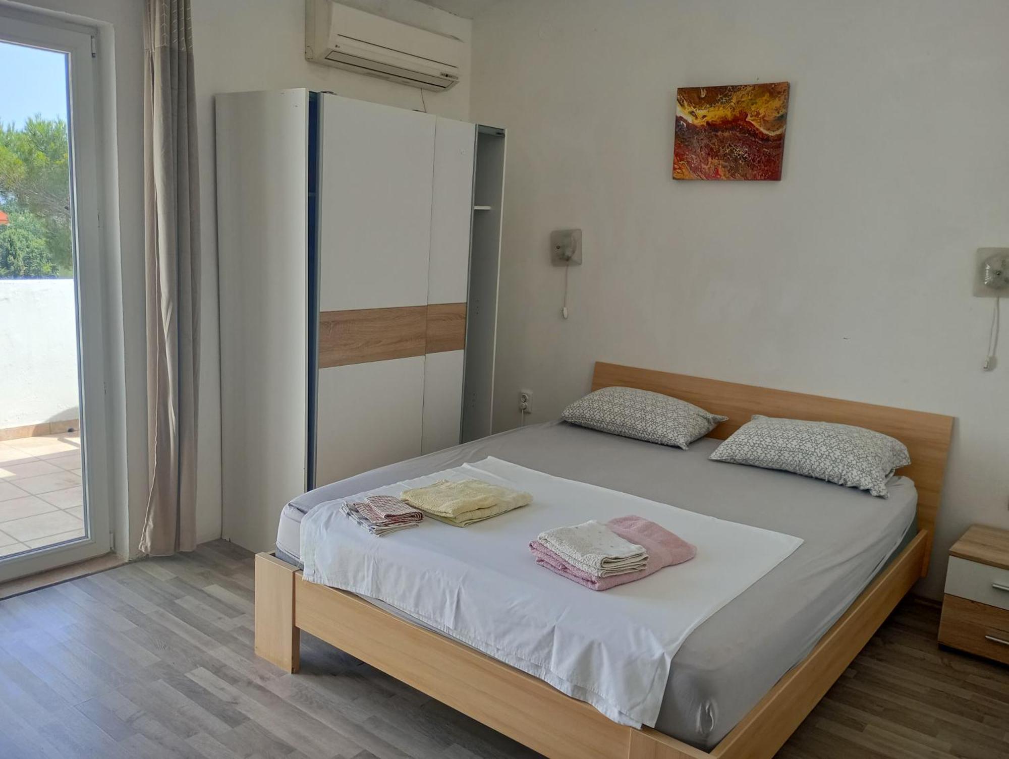 Apartments And Rooms Camelia Premantura Exterior foto